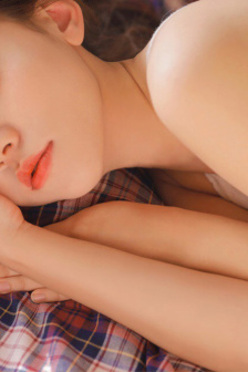 囚禁少女电影免费播放